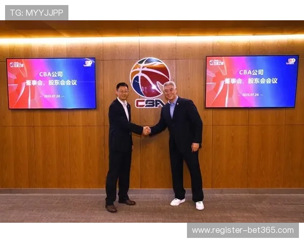 期乐弈周赛,精彩对决,三甲战队巅,广州赛马会,广州赛马,赛马俱乐部,赛马资讯